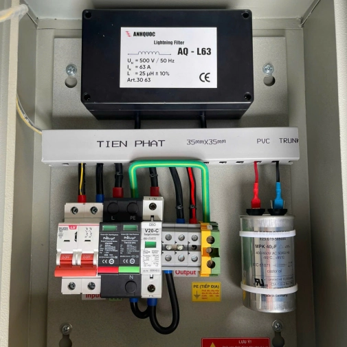 Tủ Cắt Lọc Sét AQ-1P-100A V2